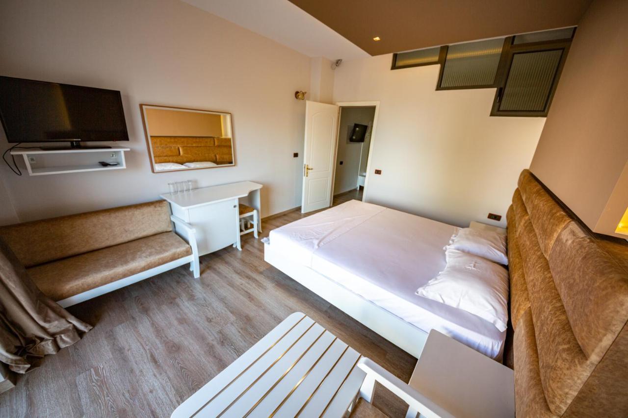 Hotel New Heaven