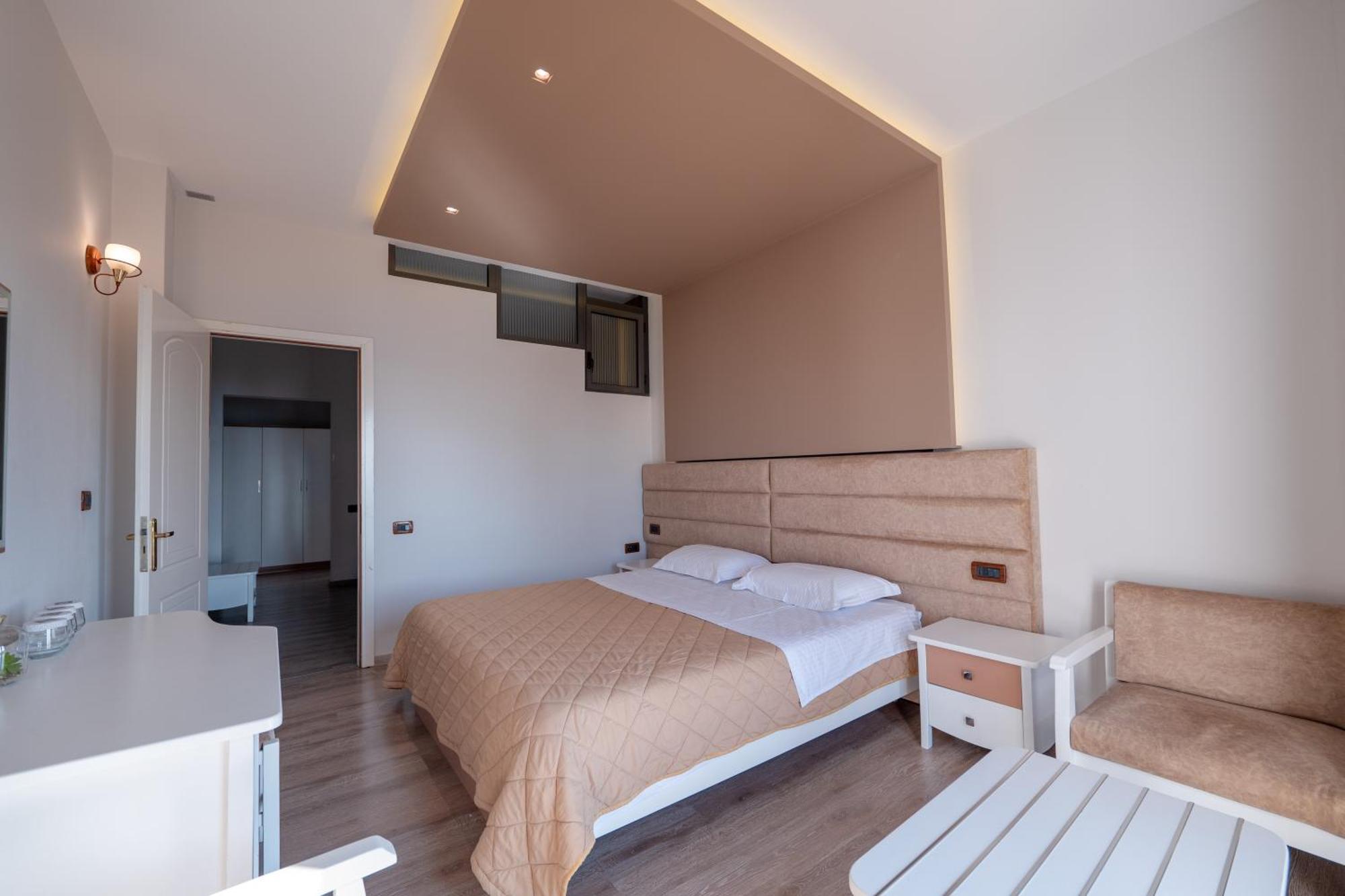 New Heaven Hotel Sarandë